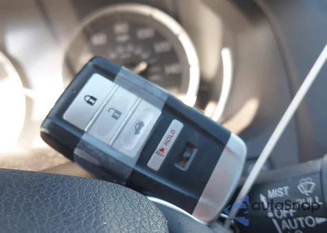 2017 Acura Tlx Technology Package z USA, uszkodzony, nr VIN 19UUB2F50HA003532